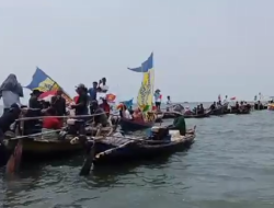 Nelayan Pantai Harapan Jaya Mewarnai Pesta Laut, Muara Gembong