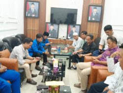 KEBANJIRAN, WARGA KALIULU MENGADU KE DPRD KABUPATEN BEKASI